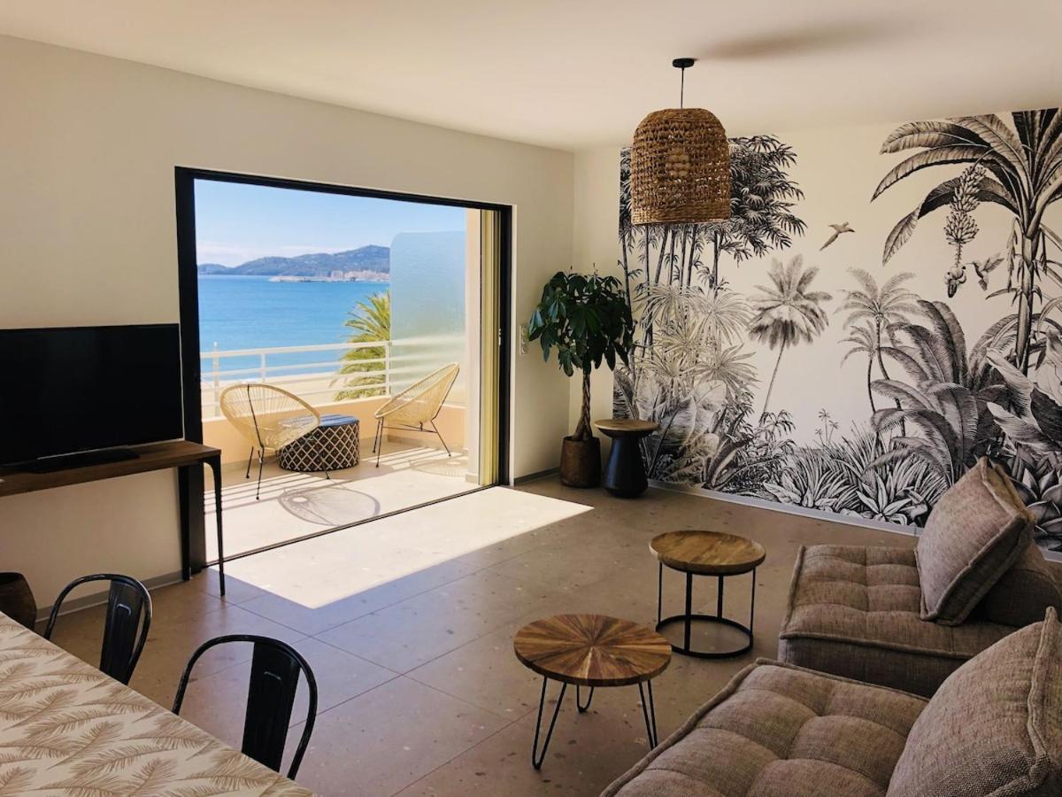 Appartement T3 Lumineux Traversant Totalement Neuf En Face De La Plage Front De Mer Vue Sur Les Iles Vue Mer Panoramique Assuree Residence De La Plage Centre Ville Du Lavandou 3Eme Etage Avec Ascenseur Appartement T3 Le Lavandou Exteriér fotografie