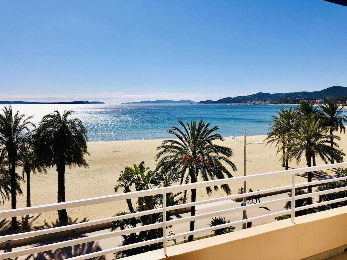 Appartement T3 Lumineux Traversant Totalement Neuf En Face De La Plage Front De Mer Vue Sur Les Iles Vue Mer Panoramique Assuree Residence De La Plage Centre Ville Du Lavandou 3Eme Etage Avec Ascenseur Appartement T3 Le Lavandou Exteriér fotografie